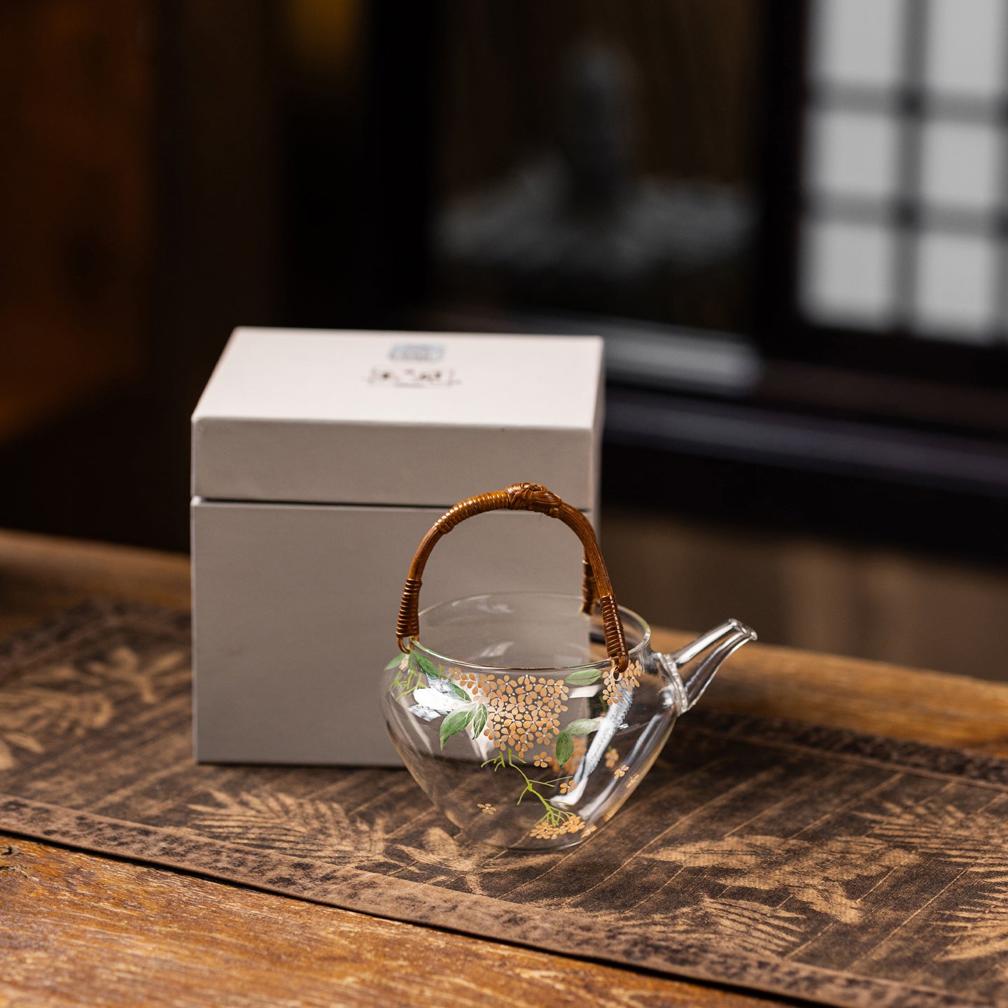 Hand-Painted Hydrangea Glass Teapot 200ml with Handwoven Rattan Handle